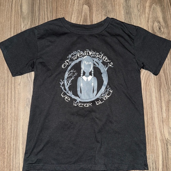 Wednesday T-Shirt in girls - Picture 1 of 3